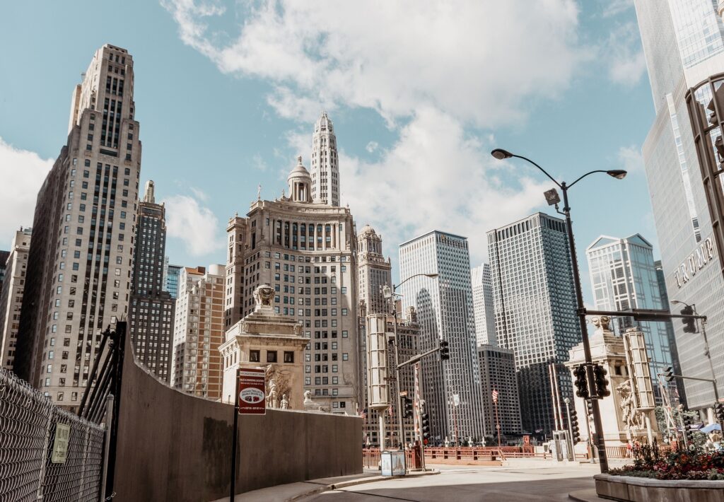 Chicago – Skyline mit Wolkenkratzern und Hochhäusern, Illinois, USA