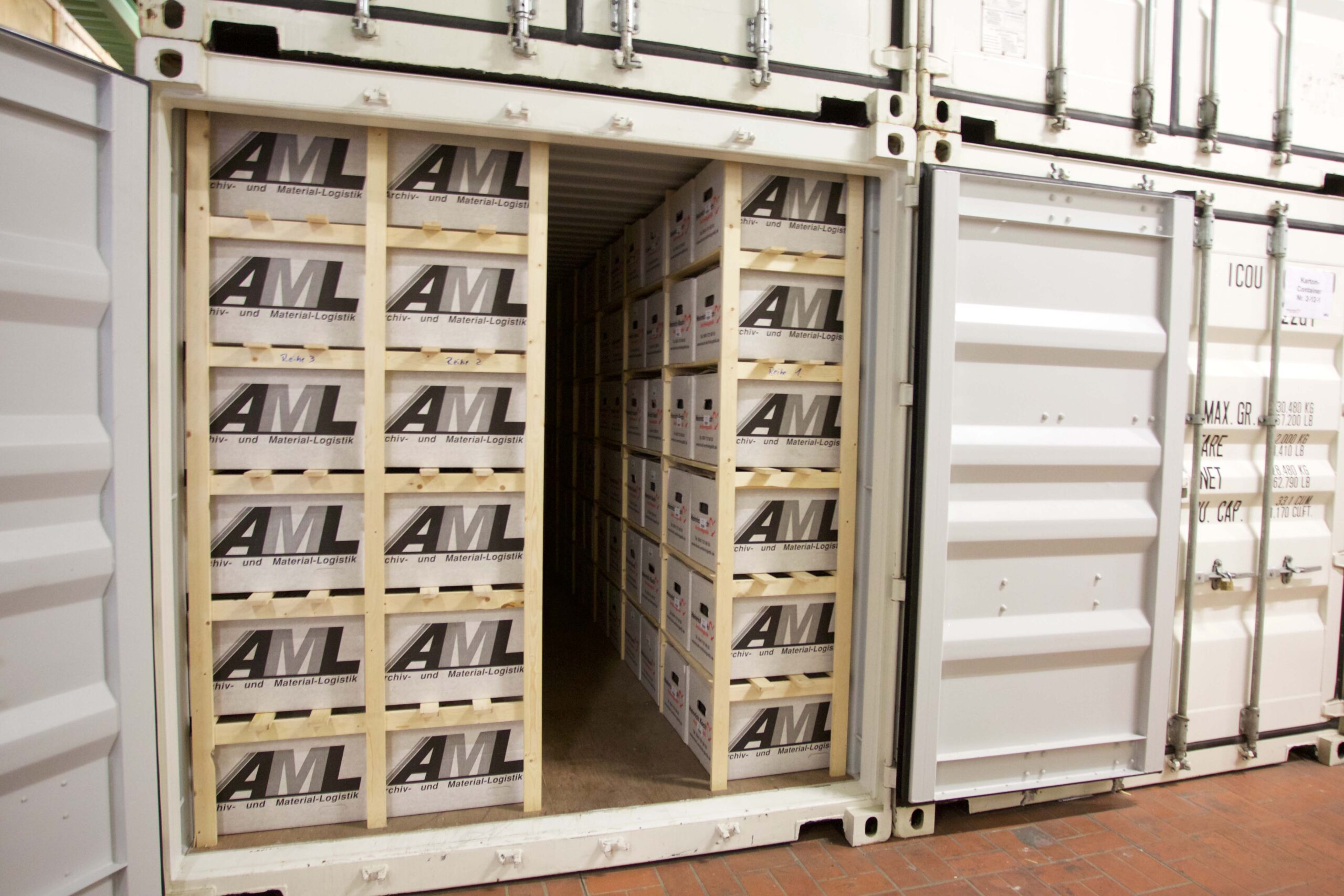 Container der AML Logistik – Hochseecontainer für den Transport von Umzugsgut, Deutschland