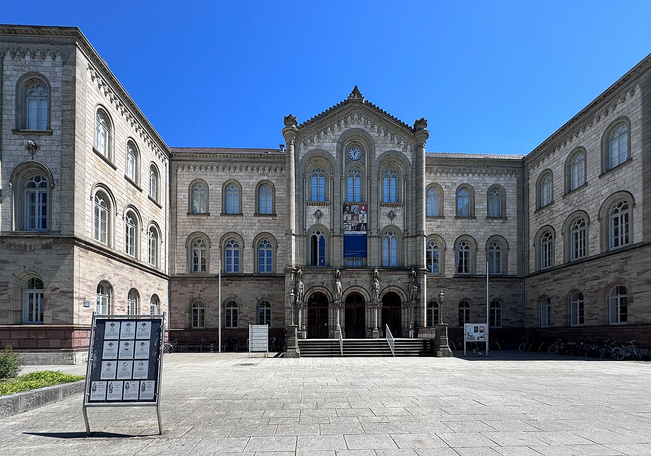 Auditorium Göttingen – Klassizistisches Gebäude der Georg-August-Universität, Niedersachsen