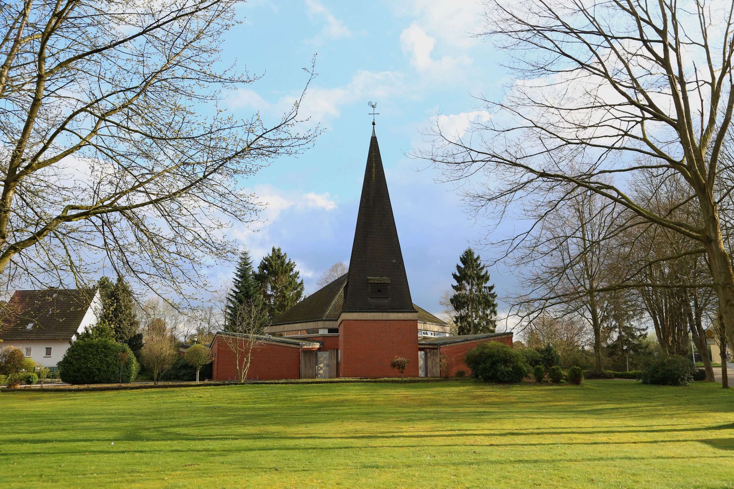 Katholische Kirche St. Hedwig in Lotte in Nordrhein-Westfalen, Deutschland.