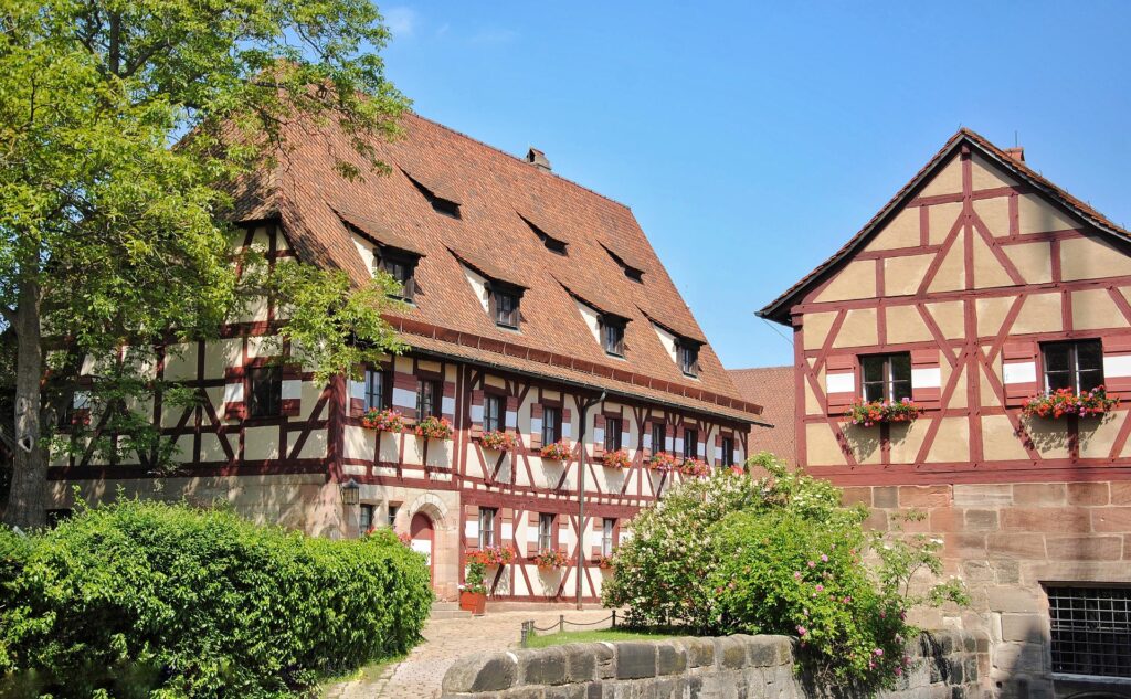 Handwerkerhof Nürnberg – Ensemble historischer Fachwerkhäuser an der Stadtmauer, Bayern