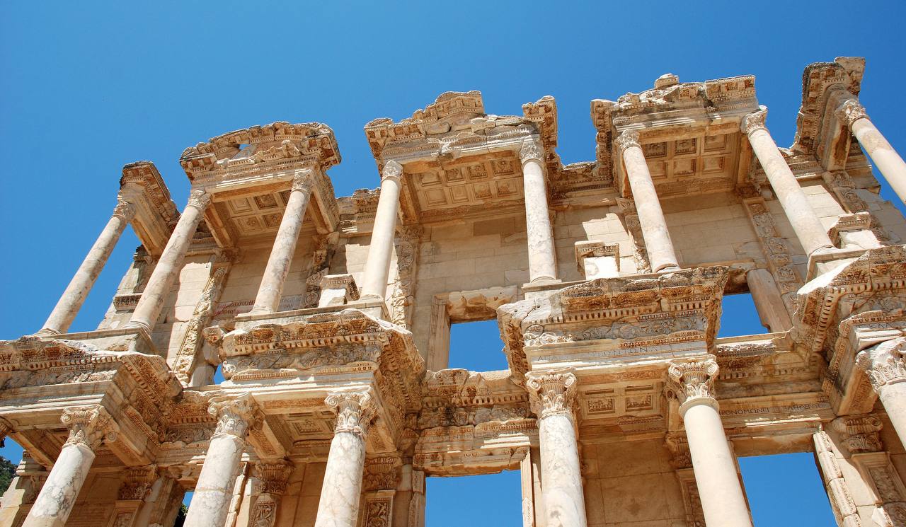 Ephesus Selçuk – Ruinen der antiken Stadt mit Celsus-Bibliothek, Türkei