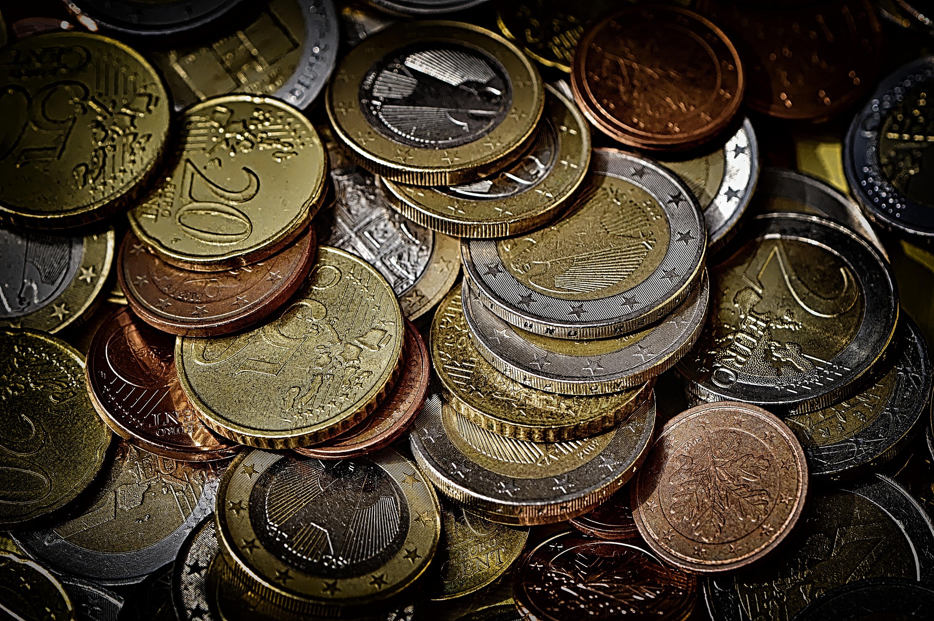 Euro-Münzen – Verschiedene Stückelungen von 1 Cent bis 2 Euro