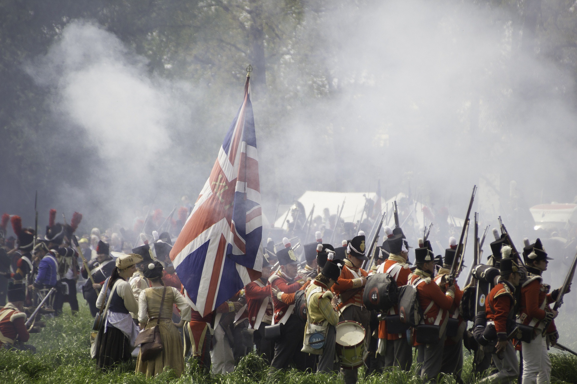 Nachstellung der Napoleonischen Kriege – Historische Uniformen und Schlachtfeld-Inszenierung, Belgien
