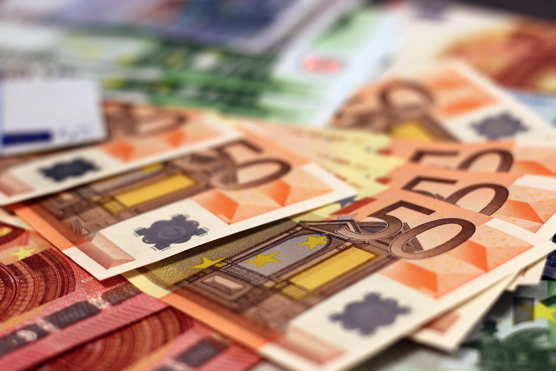 Euro-Banknoten – Gemeinschaftswährung der Europäischen Union
