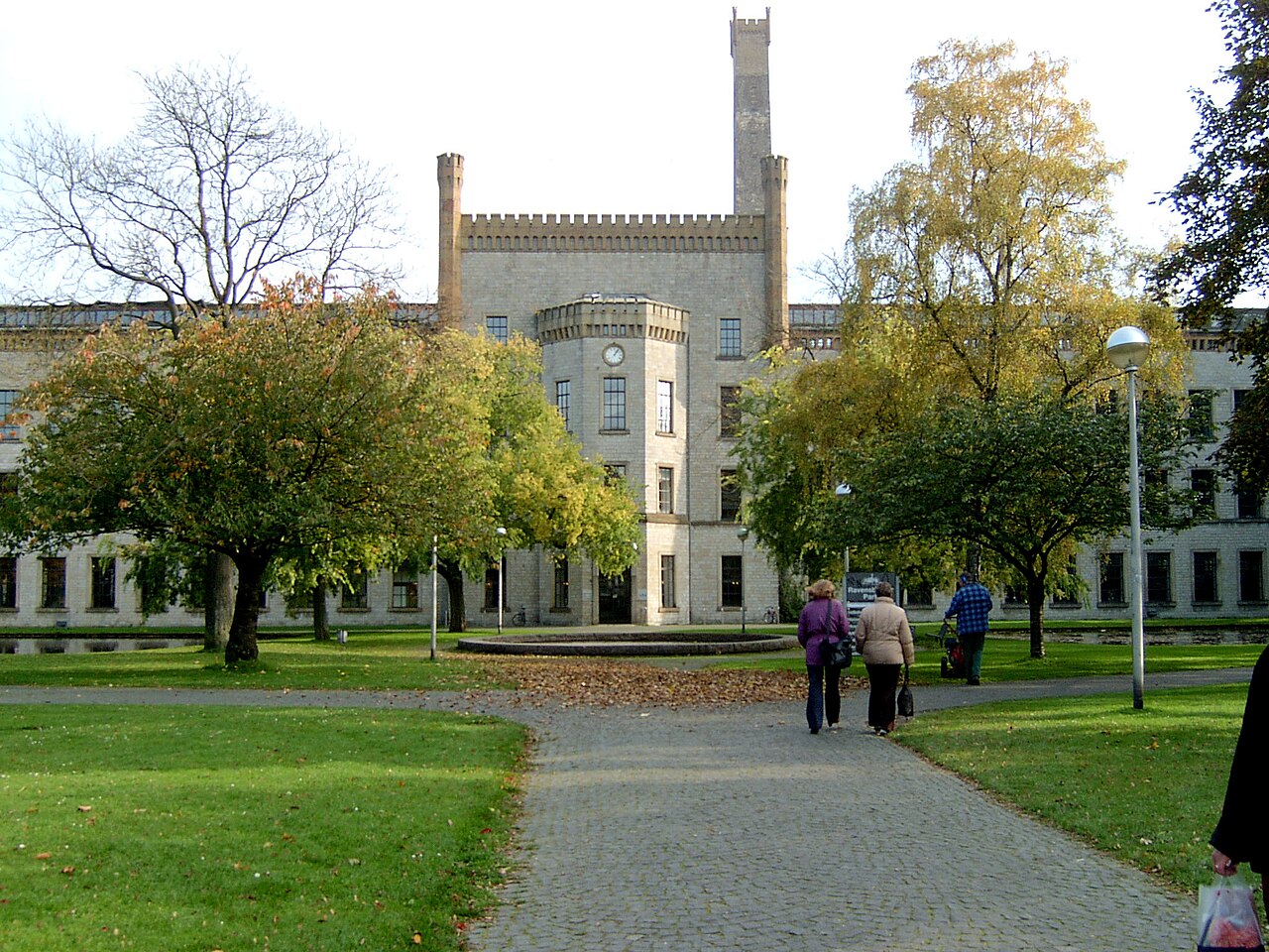 Ravensberger Spinnerei Bielefeld – Historisches Industriegebäude im Ravensberger Park, Nordrhein-Westfalen, Deutschland