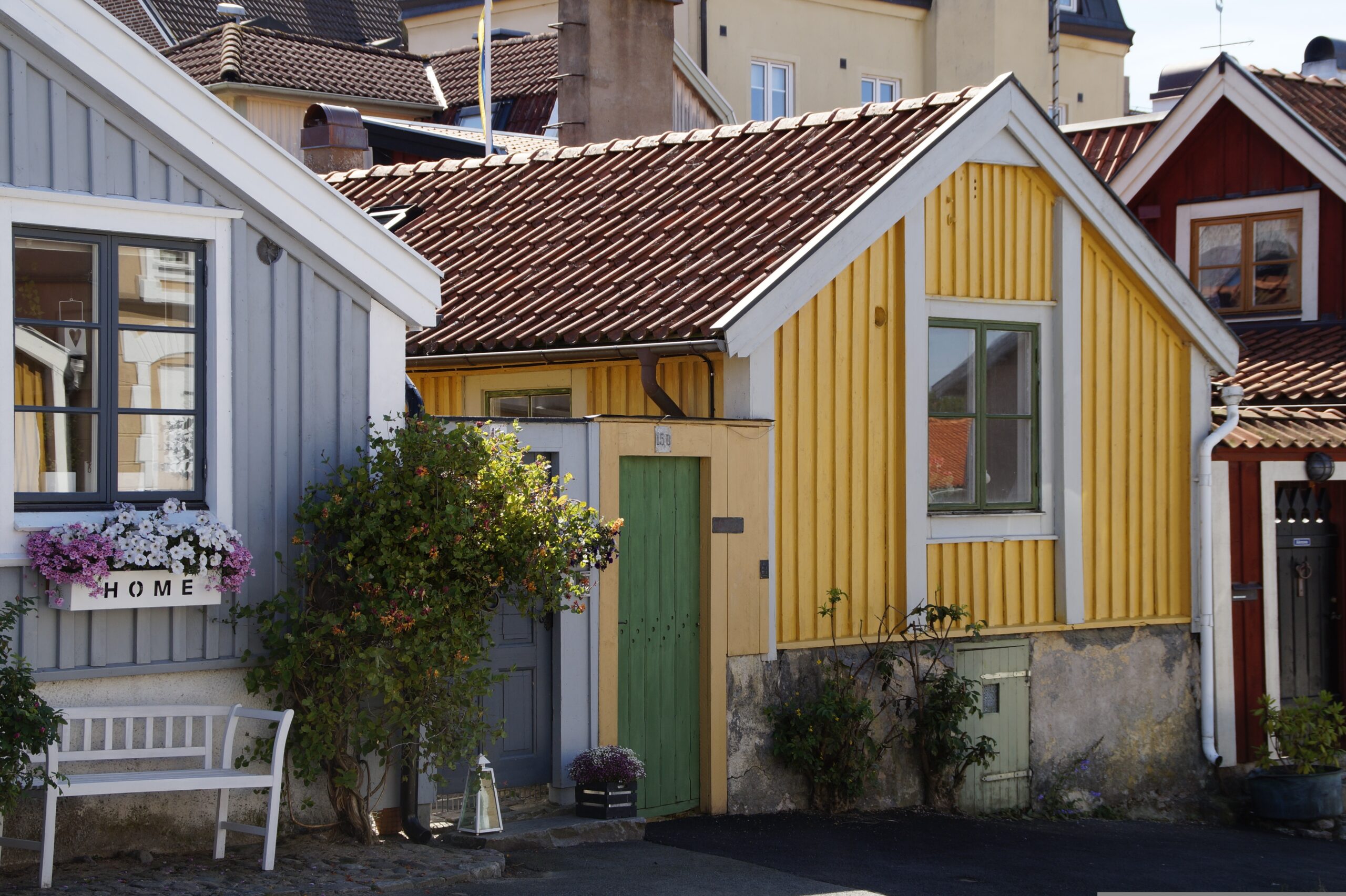 Björkholmen Karlskrona – Holzhäuser am Ufer des Saltösund, Schweden