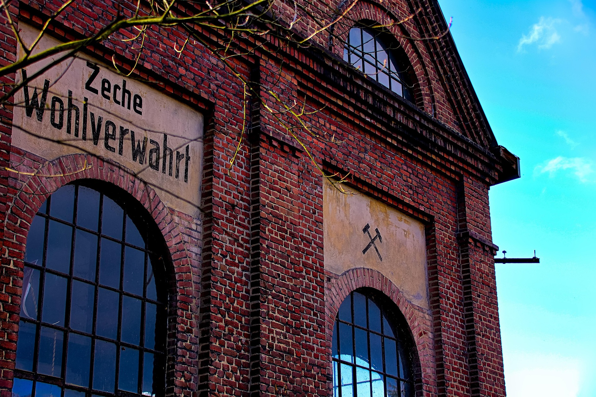 Zeche Wohlverwahrt im Ruhrgebiet – Betriebsgebäude und Schachtanlagen der ehemaligen Zeche in Essen-Steele, Nordrhein-Westfalen