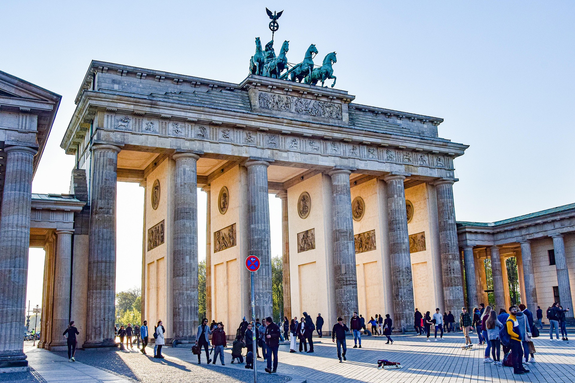 Brandenburger Tor Berlin – Klassizistisches Stadttor mit Quadriga am Pariser Platz, Berlin