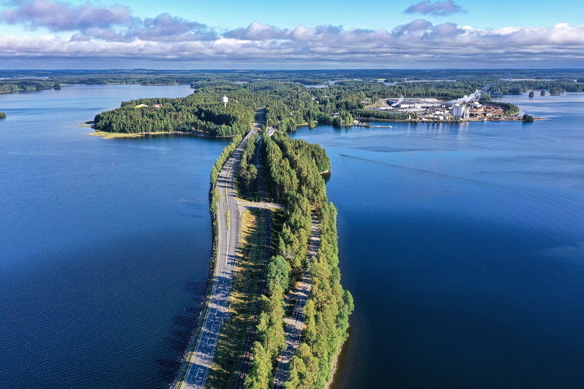Punkaharju – Schmaler Landrücken zwischen den Seen Pihlajavesi und Puruvesi, Finnland