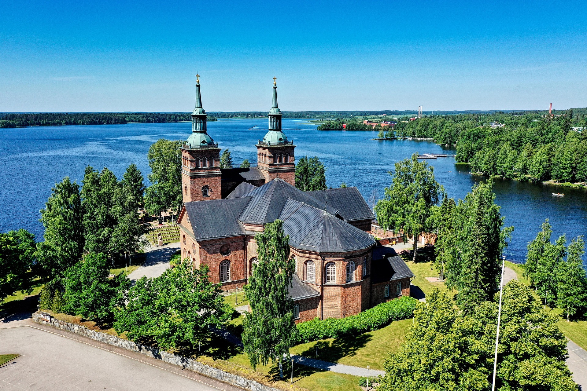 Tyrvää Kirche – Mittelalterliche Steinkirche in Sastamala, Finnland